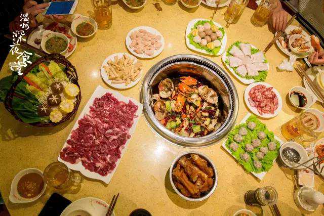 1000㎡夜宵场挤满温州人！就为这日售500斤的招牌菜