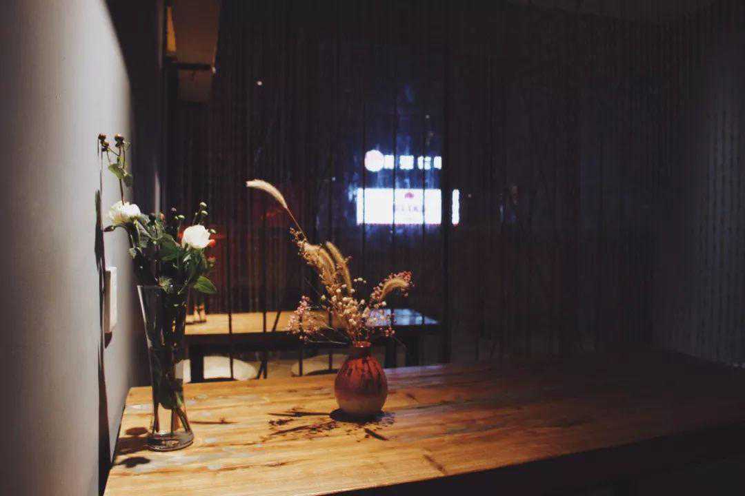 「十堰美食」大都会平台上的这个超美酒馆，让我凌晨2点都不想回家