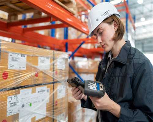 别再浪费钱报名培训机构了！收好这5个网站，人人都能成为设计师