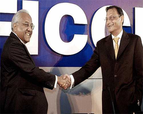 这两位北大毕业的企业家，都在为你的前途操心